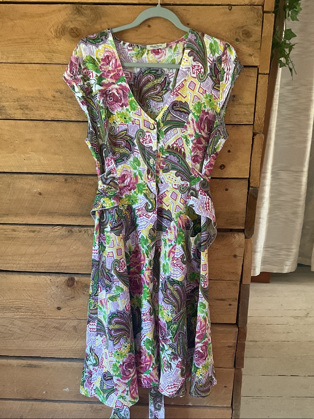 Floral Paisley V‑Neck Midi Dress in Pink and Green